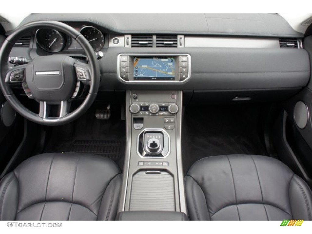 2019 Land Rover Range Rover Evoque SE Ebony Dashboard Photo #135278235