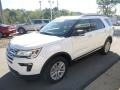 2019 White Platinum Ford Explorer XLT 4WD  photo #5