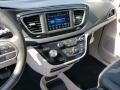 2020 Billet Silver Metallic Chrysler Pacifica Touring L  photo #10