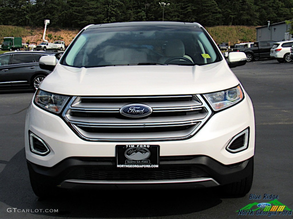 2018 Edge Titanium AWD - White Platinum / Ceramic photo #8