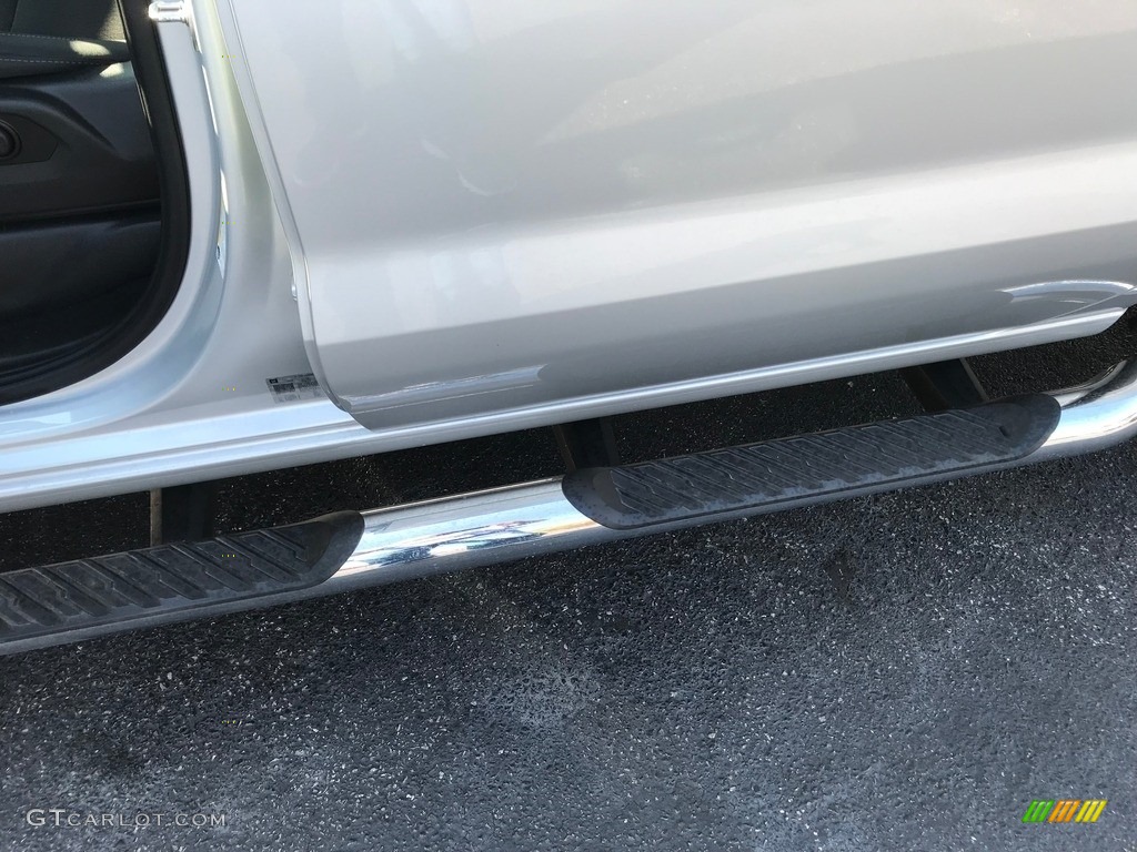 2019 Silverado 1500 RST Crew Cab 4WD - Silver Ice Metallic / Jet Black photo #44