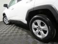 Super White - RAV4 XLE Photo No. 10