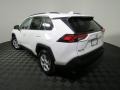 Super White - RAV4 XLE Photo No. 11