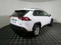 Super White - RAV4 XLE Photo No. 15