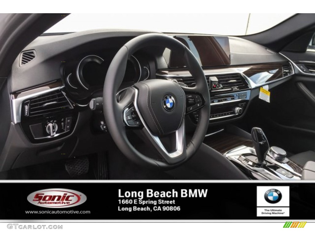 2019 5 Series 540i Sedan - Glacier Silver Metallic / Black photo #4