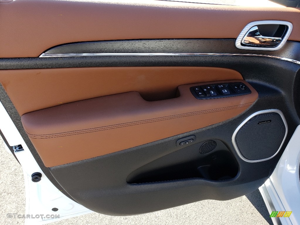 2020 Jeep Grand Cherokee Summit 4x4 Dark Sienna Brown/Black Door Panel Photo #135289415