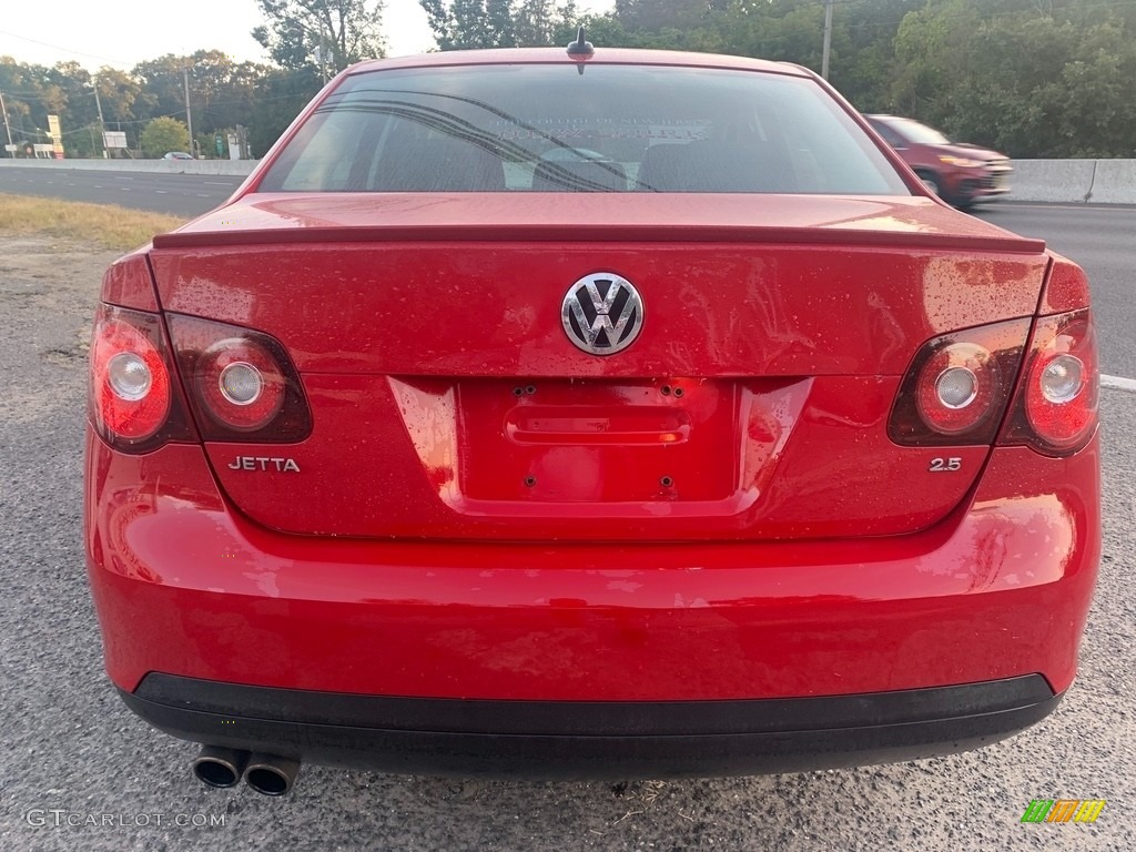 2008 Jetta SE Sedan - Salsa Red / Anthracite Black photo #4