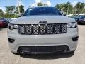 Sting-Gray - Grand Cherokee Altitude 4x4 Photo No. 2