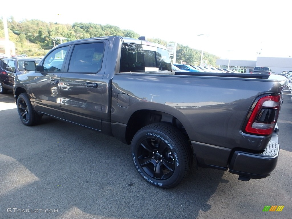 2020 1500 Big Horn Night Edition Crew Cab 4x4 - Granite Crystal Metallic / Black photo #3