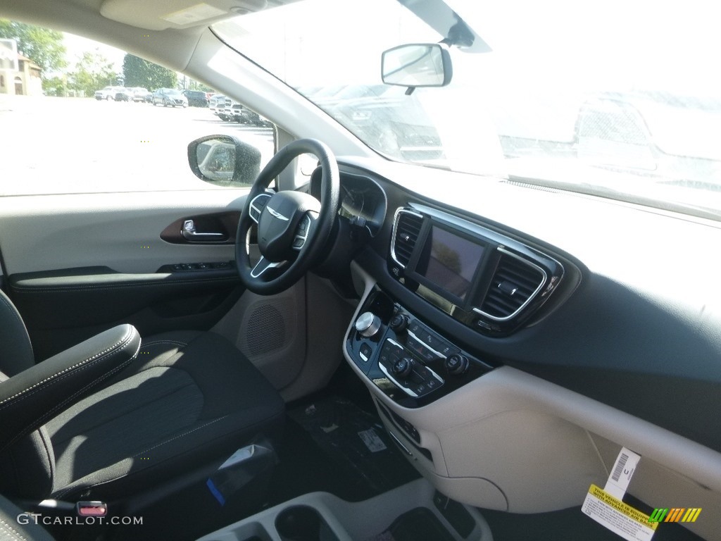 2020 Chrysler Voyager L Alloy/Black Dashboard Photo #135299927