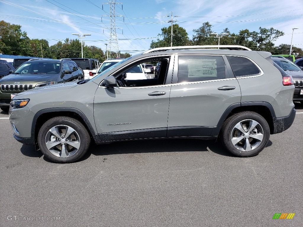 2020 Cherokee Limited 4x4 - Sting-Gray / Black photo #3