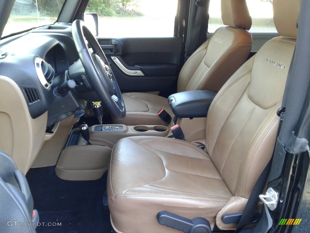 2017 Wrangler Sahara 4x4 - Black / Black/Dark Saddle photo #10