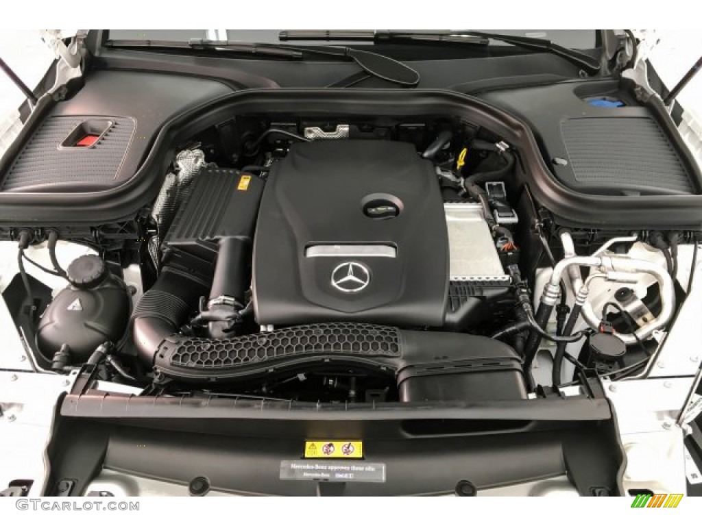 2019 GLC 300 4Matic - Polar White / Black photo #8