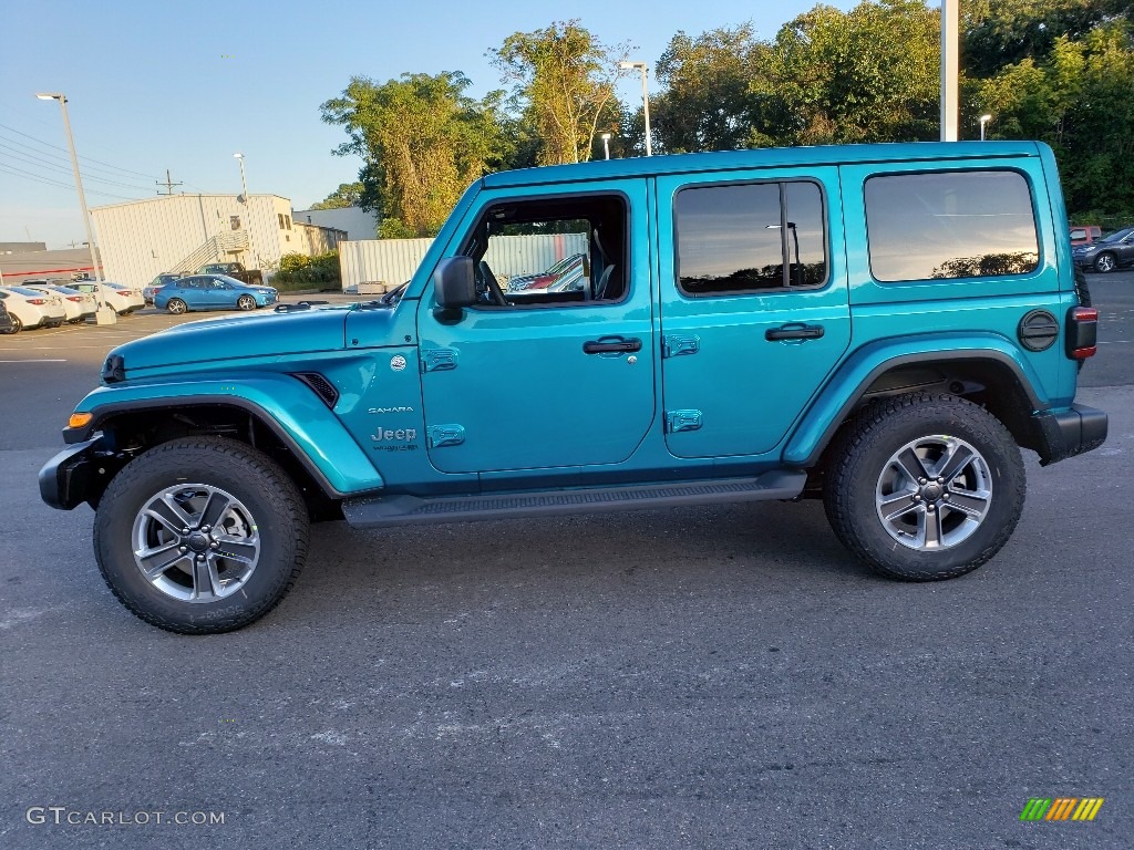Bikini Pearl 2020 Jeep Wrangler Unlimited Sahara 4x4 Exterior Photo #135305237