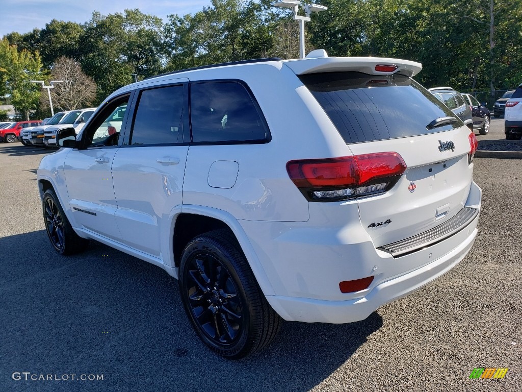 2020 Grand Cherokee Altitude 4x4 - Bright White / Black photo #4
