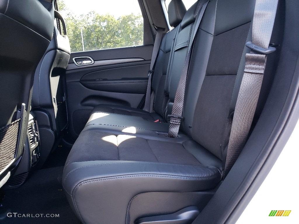 2020 Grand Cherokee Altitude 4x4 - Bright White / Black photo #6