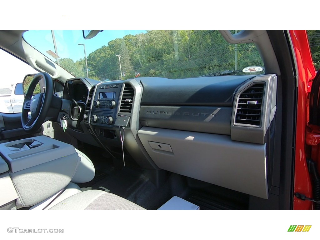 2019 F350 Super Duty XL SuperCab 4x4 - Race Red / Earth Gray photo #22