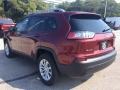 Velvet Red Pearl - Cherokee Latitude 4x4 Photo No. 7