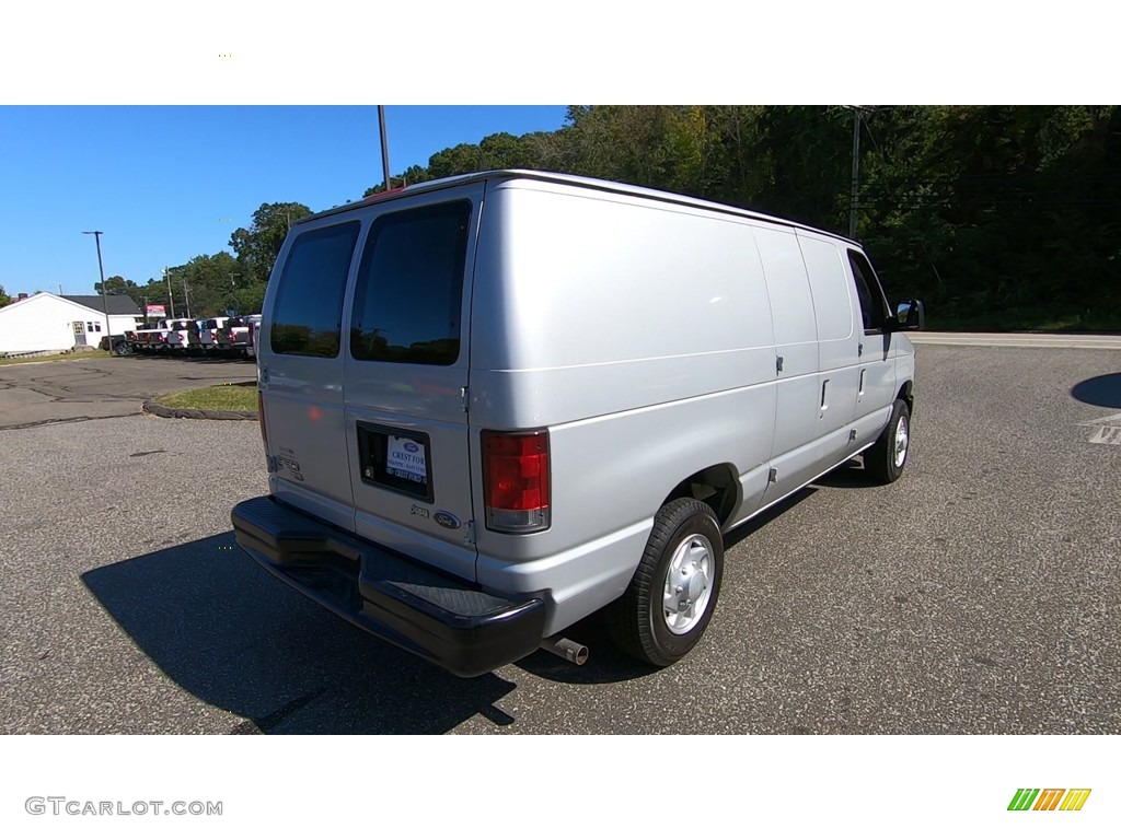2011 E Series Van E150 Commercial - Ingot Silver Metallic / Medium Flint photo #7