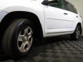 Super White - RAV4 I4 4WD Photo No. 8