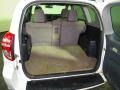 Super White - RAV4 I4 4WD Photo No. 12