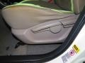 Super White - RAV4 I4 4WD Photo No. 17