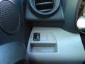 Super White - RAV4 I4 4WD Photo No. 33