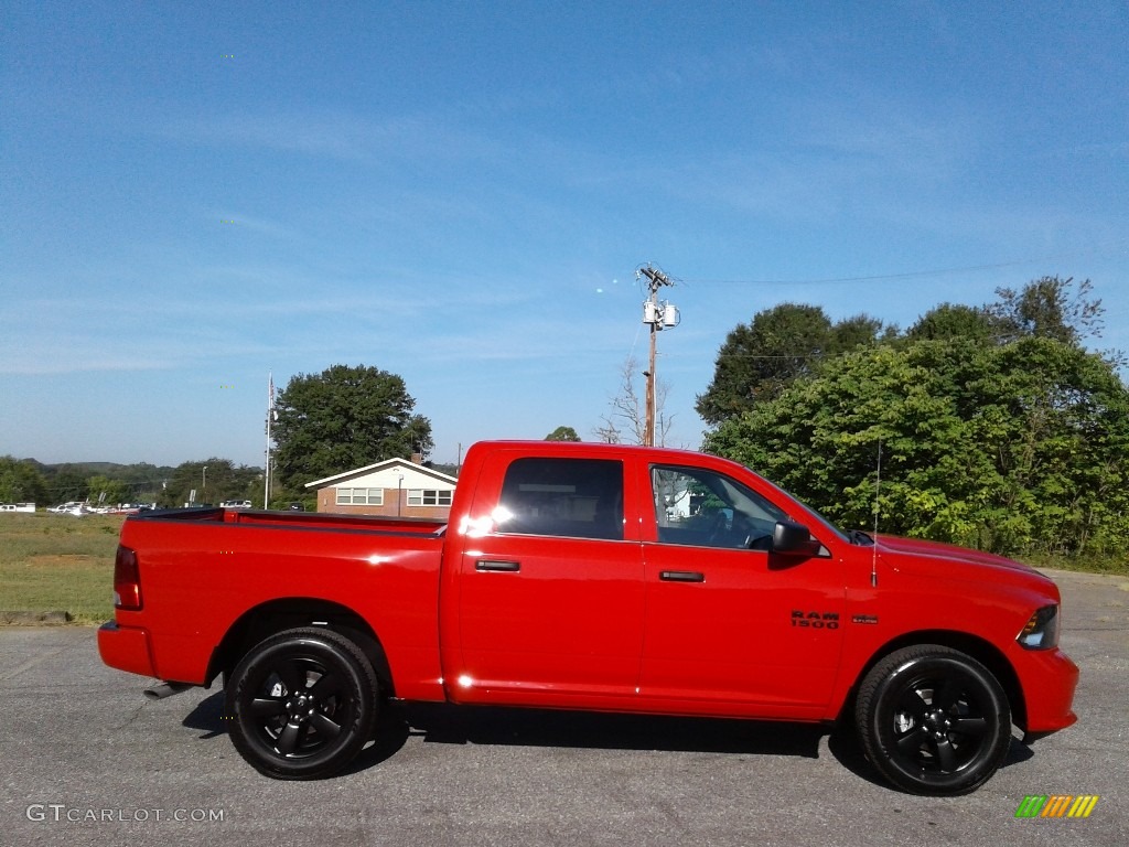 2018 1500 Express Crew Cab 4x4 - Flame Red / Black/Diesel Gray photo #5