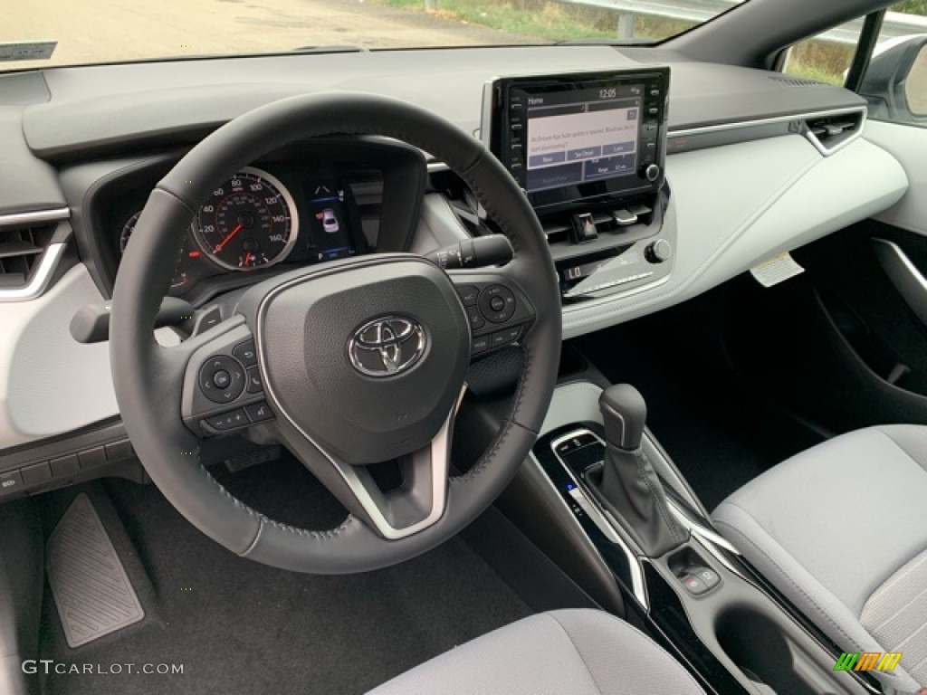 2020 Toyota Corolla SE Light Gray Dashboard Photo #135319741