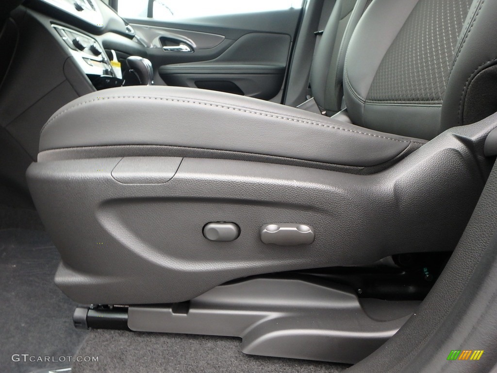 2020 Buick Encore Preferred Front Seat Photo #135321280