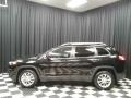 Diamond Black Crystal Pearl 2019 Jeep Cherokee Latitude