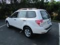 Satin White Pearl - Forester 2.5 X Photo No. 8