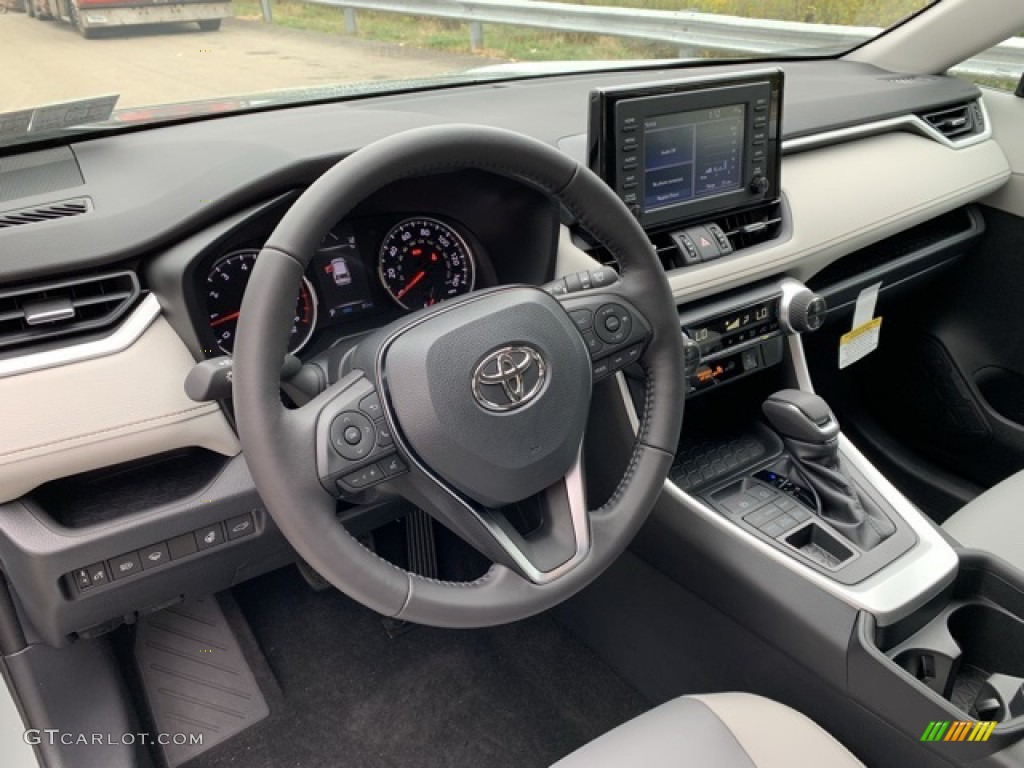 2019 RAV4 XLE AWD - Lunar Rock / Light Gray photo #3