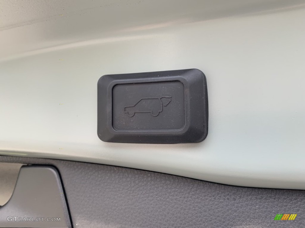 2019 RAV4 XLE AWD - Lunar Rock / Light Gray photo #16