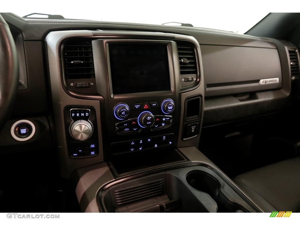2018 1500 Rebel Crew Cab 4x4 - Brilliant Black Crystal Pearl / Black photo #9