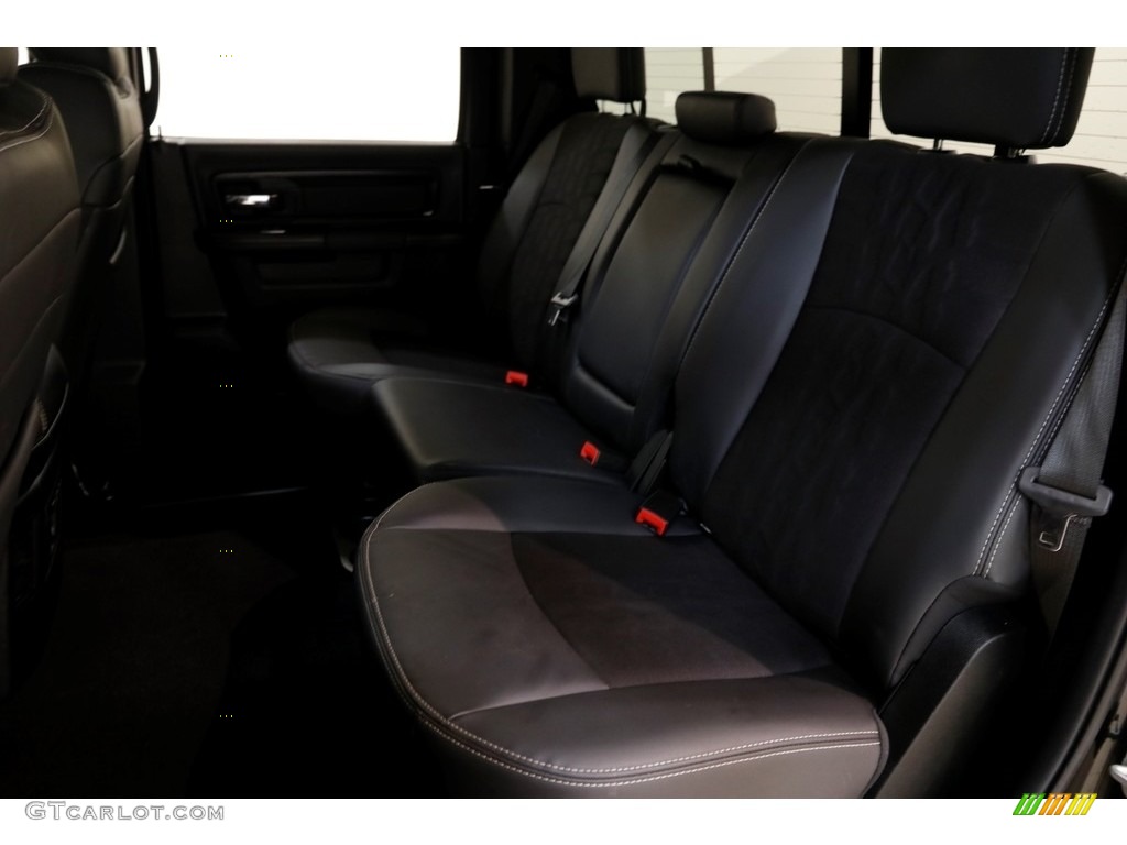 2018 1500 Rebel Crew Cab 4x4 - Brilliant Black Crystal Pearl / Black photo #20