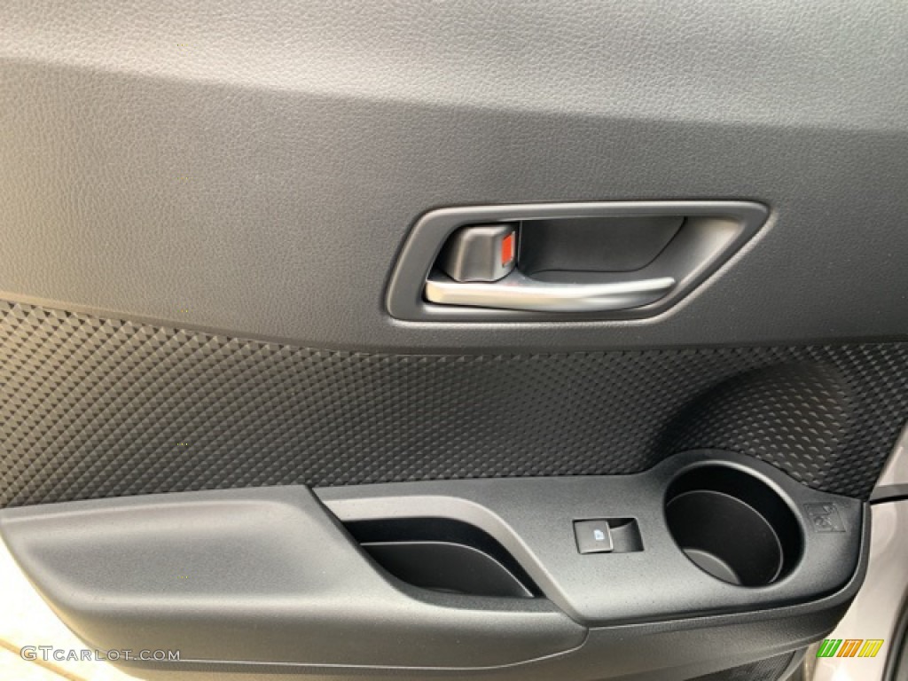 2019 Toyota C-HR XLE Door Panel Photos