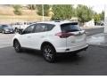 Super White - RAV4 LE Photo No. 4