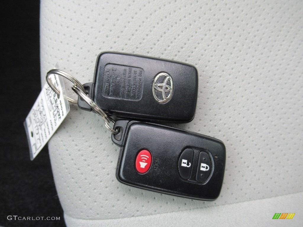 2015 Prius Two Hybrid - Classic Silver Metallic / Misty Gray photo #20