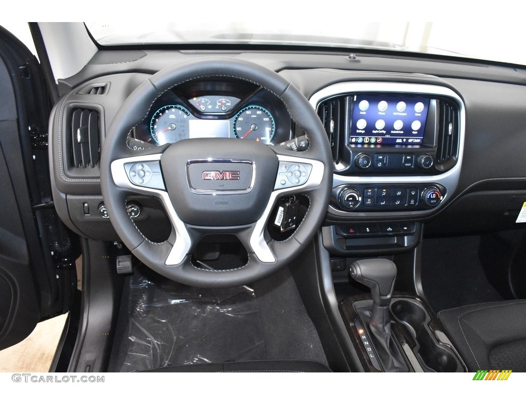 2020 GMC Canyon SLE Crew Cab 4WD Jet Black Dashboard Photo #135330679
