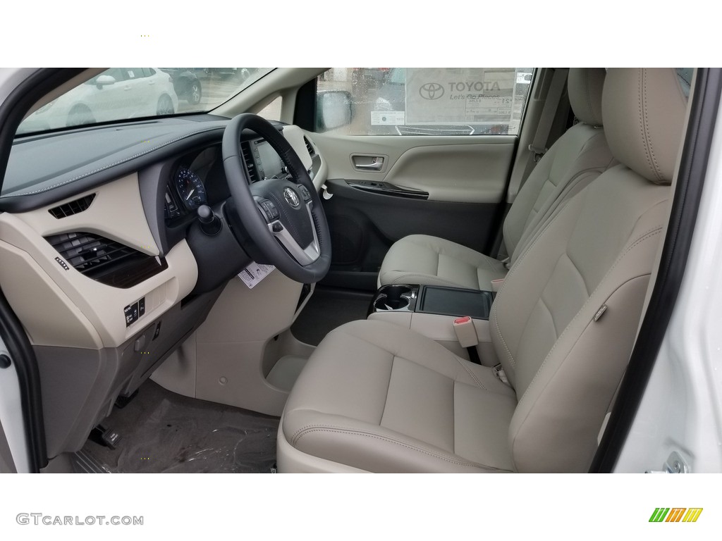 2020 Toyota Sienna XLE Front Seat Photo #135331187