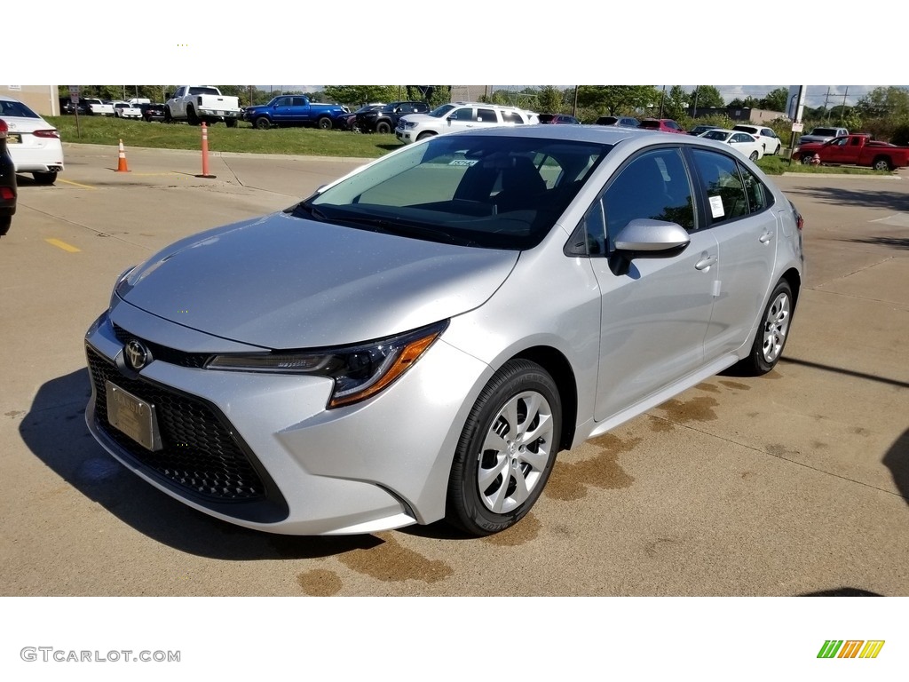 2020 Corolla LE - Classic Silver Metallic / Black photo #1
