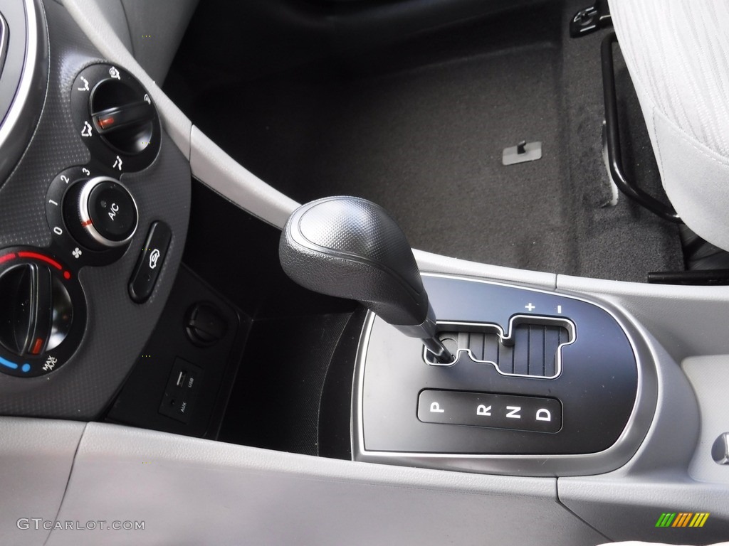 2016 Accent SE Sedan - Century White / Gray photo #14