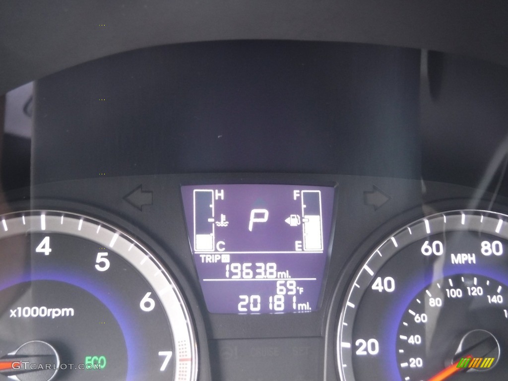 2016 Accent SE Sedan - Century White / Gray photo #25