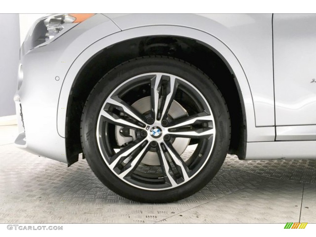2016 X1 xDrive28i - Glacier Silver Metallic / Black photo #8