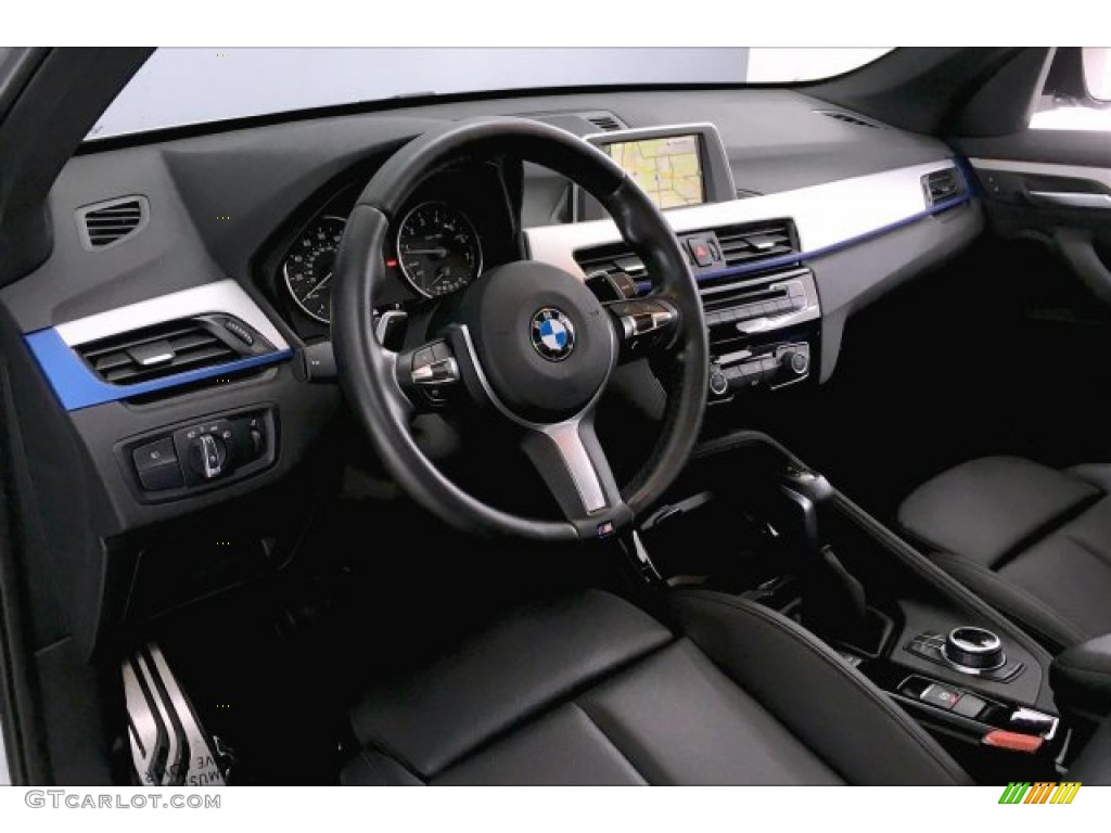 2016 X1 xDrive28i - Glacier Silver Metallic / Black photo #17