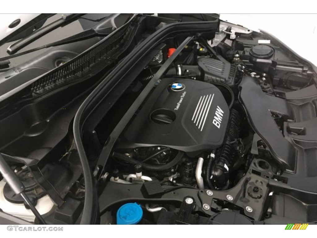 2016 X1 xDrive28i - Glacier Silver Metallic / Black photo #27