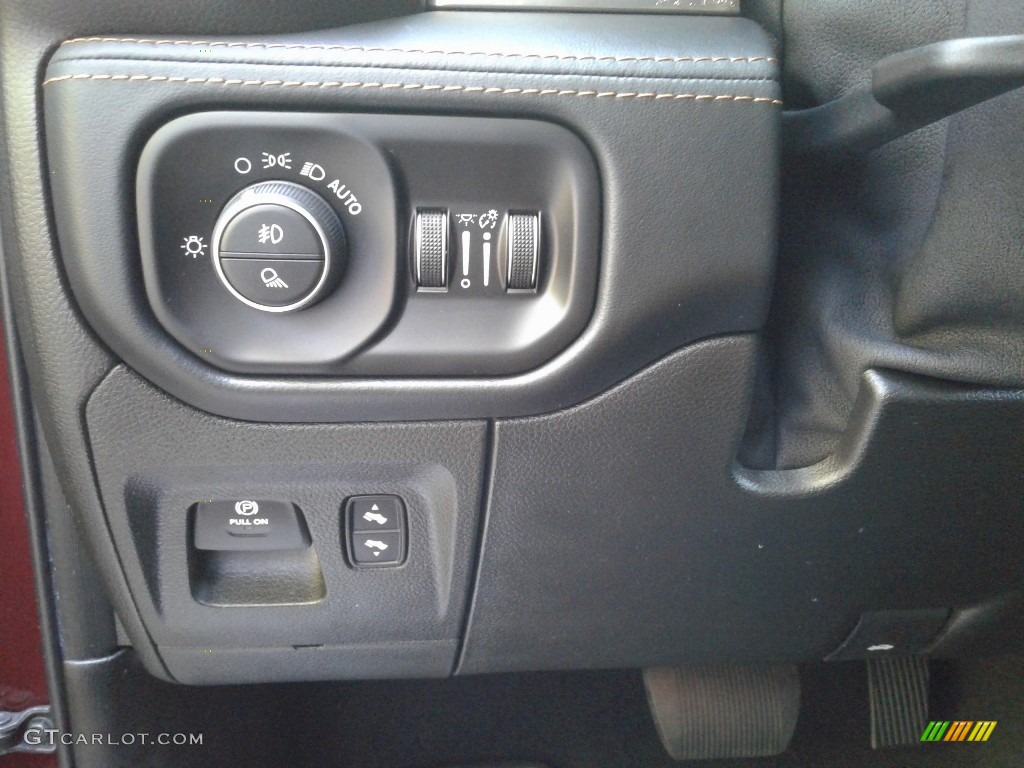 2019 1500 Long Horn Crew Cab 4x4 - Delmonico Red Pearl / Black/New Saddle photo #16