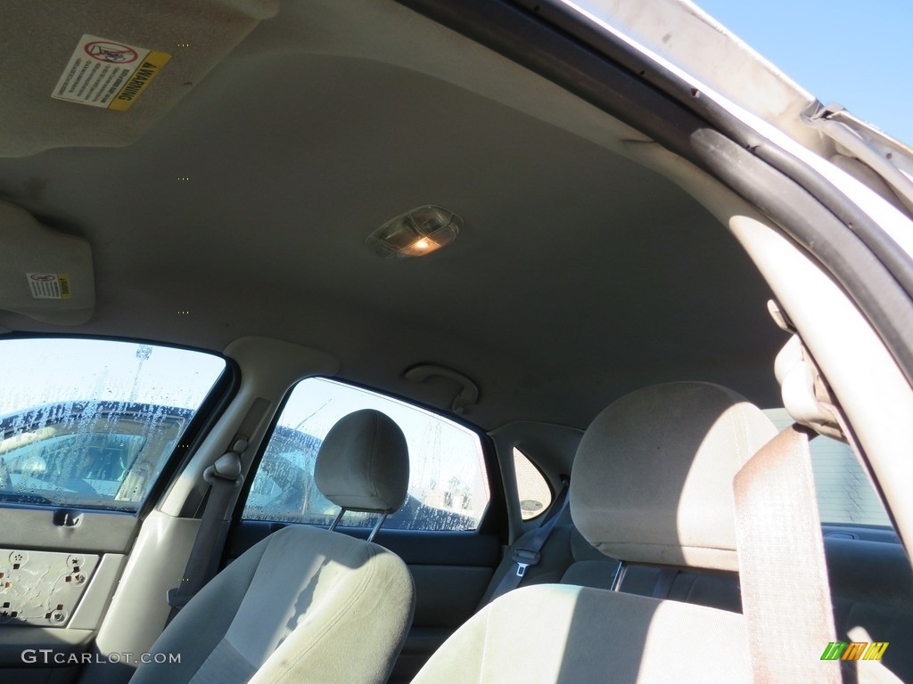 2003 Taurus SES - Vibrant White / Dark Charcoal photo #19