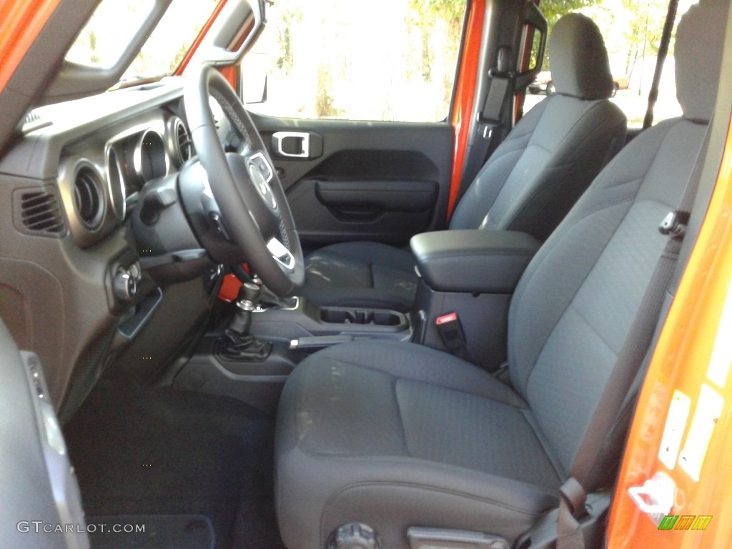 2020 Gladiator Sport 4x4 - Punk